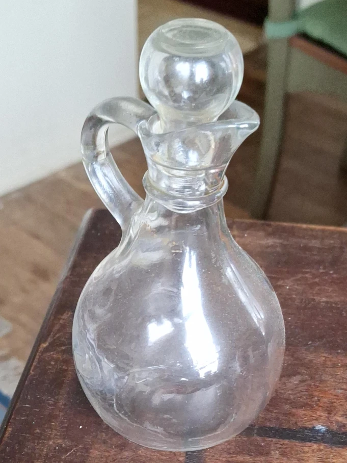 Clear Glass Oil Dispenser