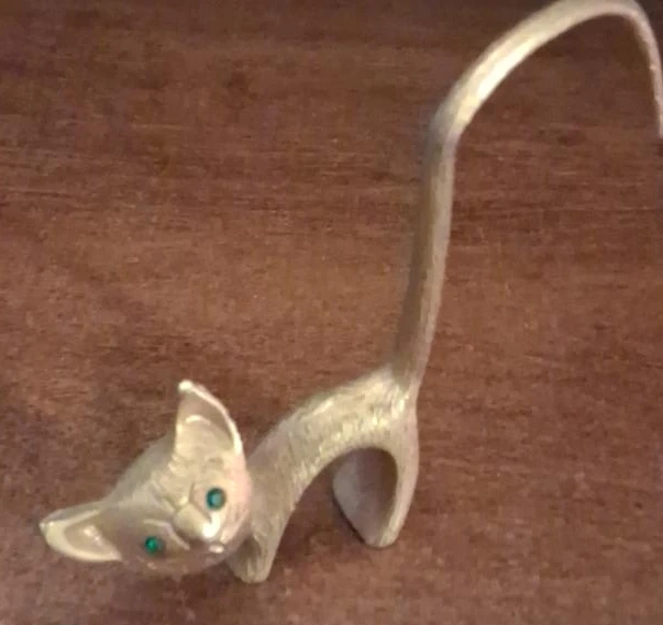 Cat Figurine - Cute Home Decor