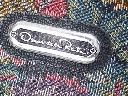 Oscar de la Renta Item