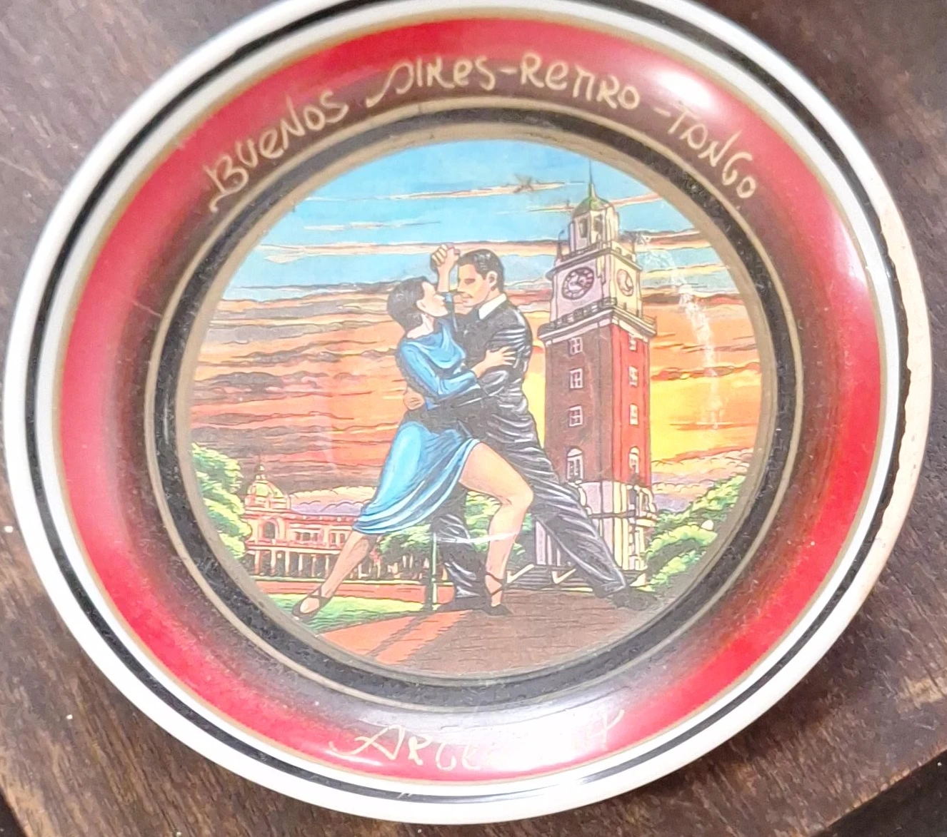 Buenos Aires Retro Tango Plate