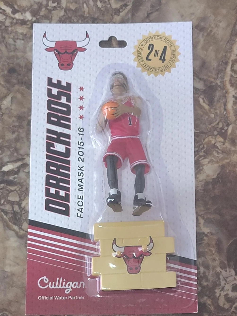 Derrick Rose Face Mask 2015-16 Series 2 of 4