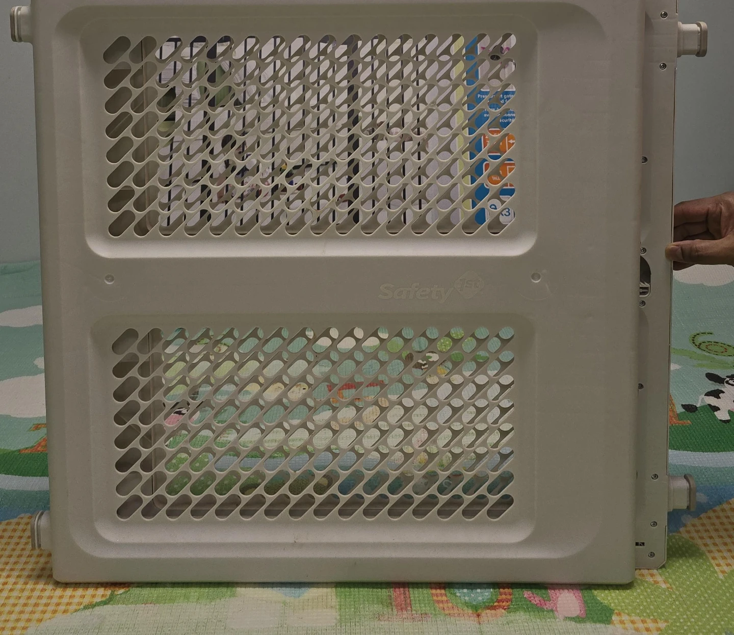 Safety 1st Baby Gate