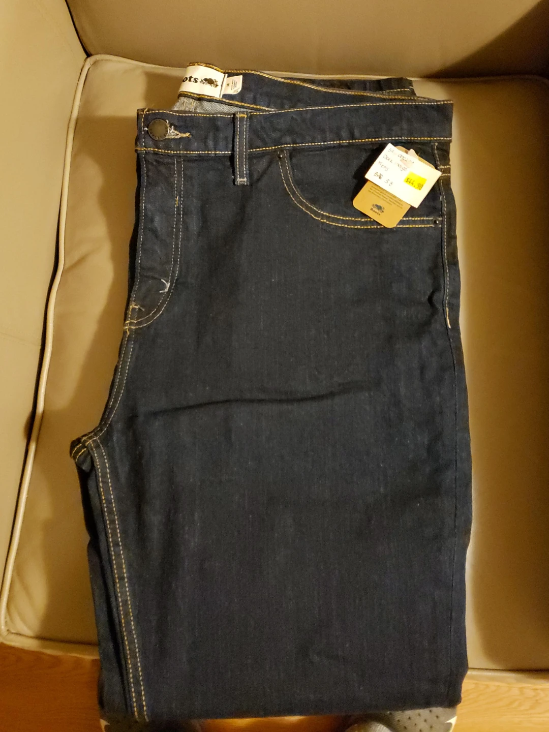 Roots Men's Dark Indigo Jeans Size 36