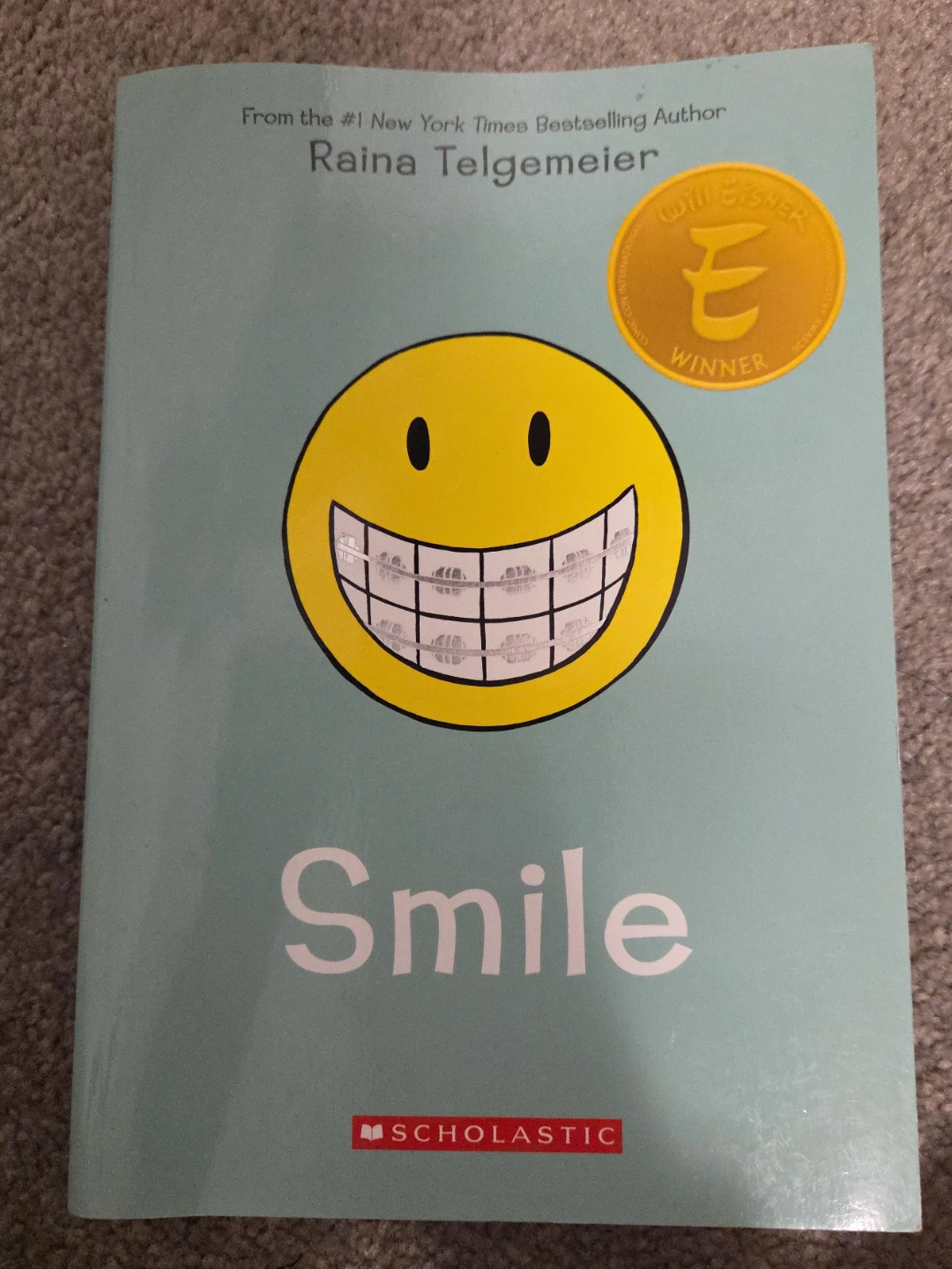 Smile by Raina Telgemeier Graphic Novel