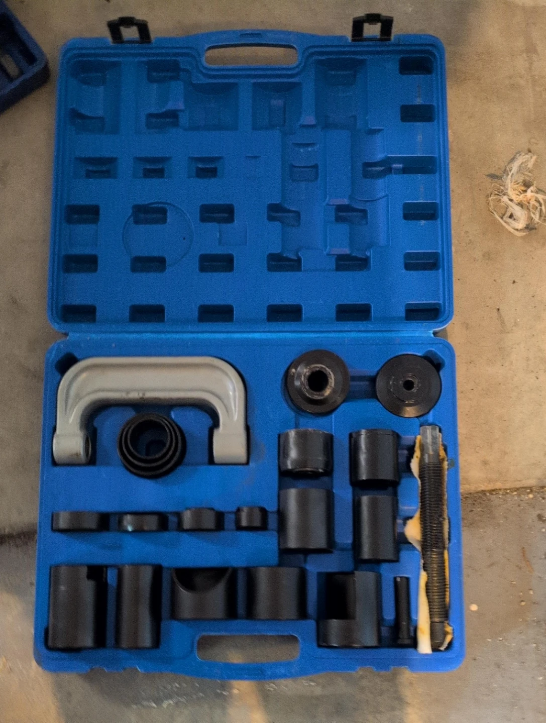 Power Fist Ball Joint Service Tool & Master Adapter Set