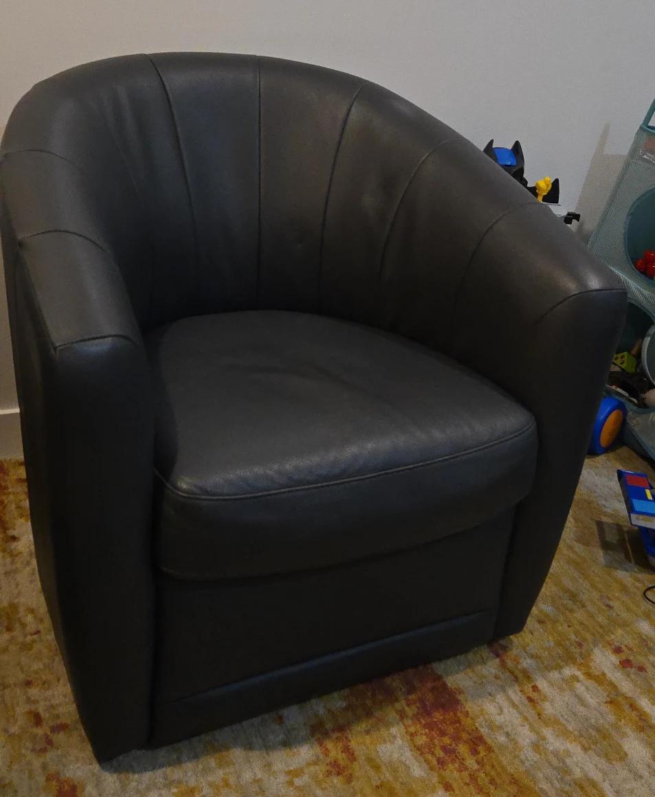 Natuzzi Group Leather Barrel Chair - Grey