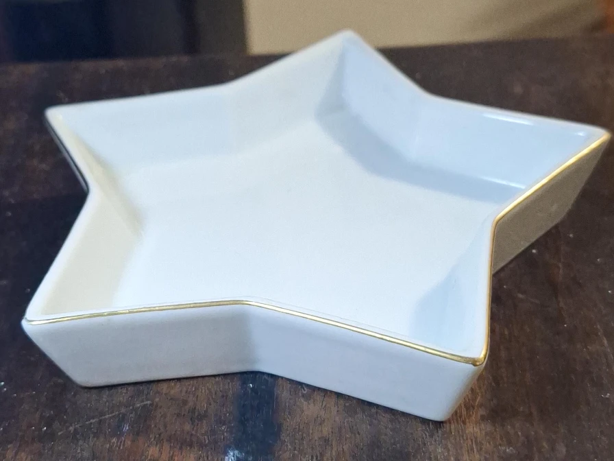Star-Shaped Trinket Dish - White with Gold Trim