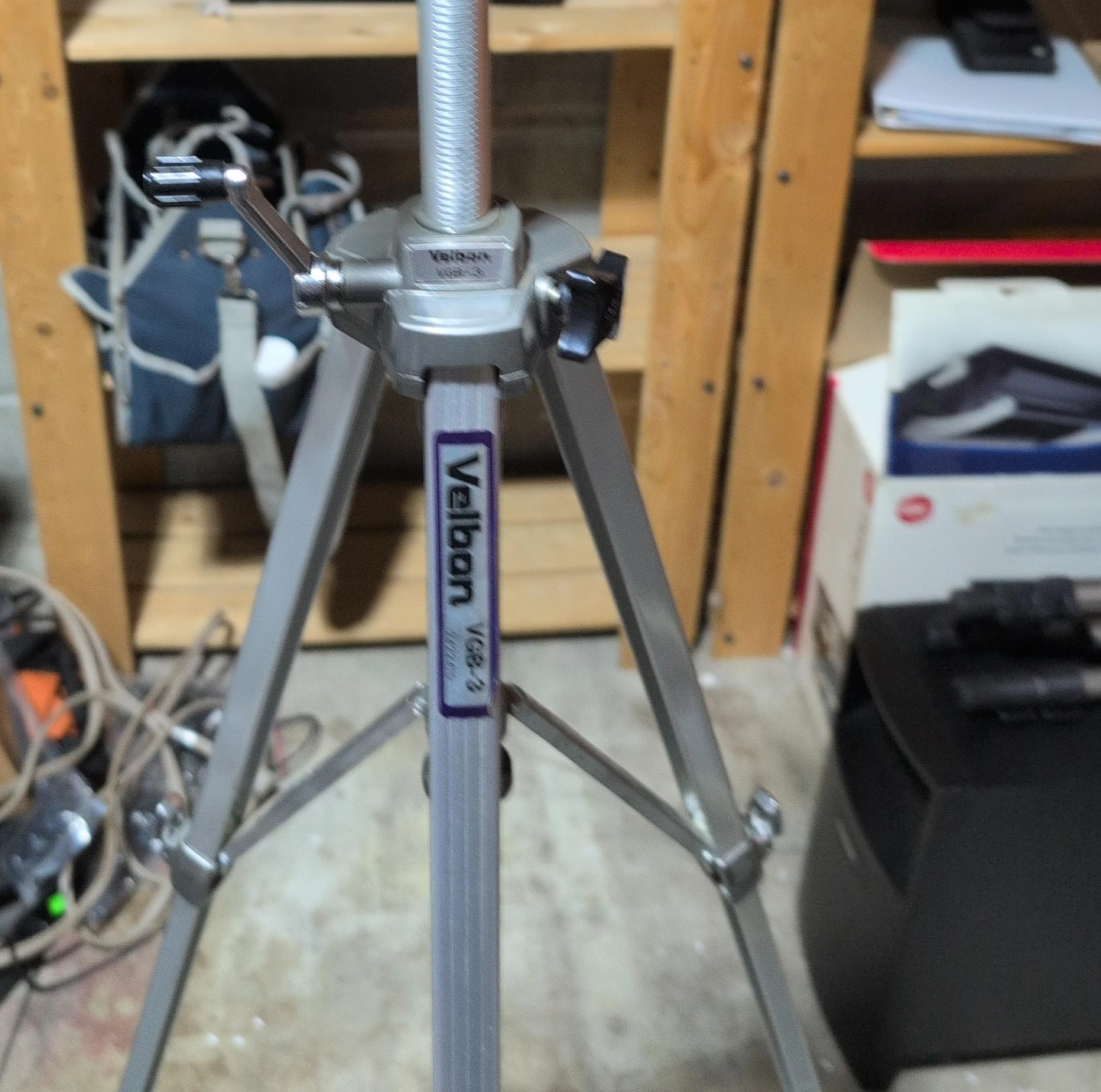 Velbon VGB-3 Tripod