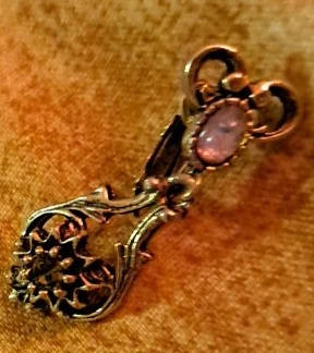 Vintage Style Metal Hair Clip
