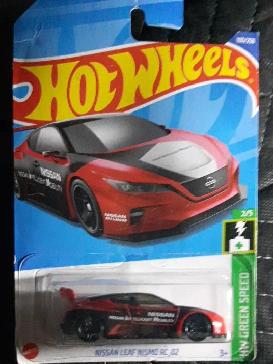 Hot Wheels Nissan Leaf Nismo RC_02