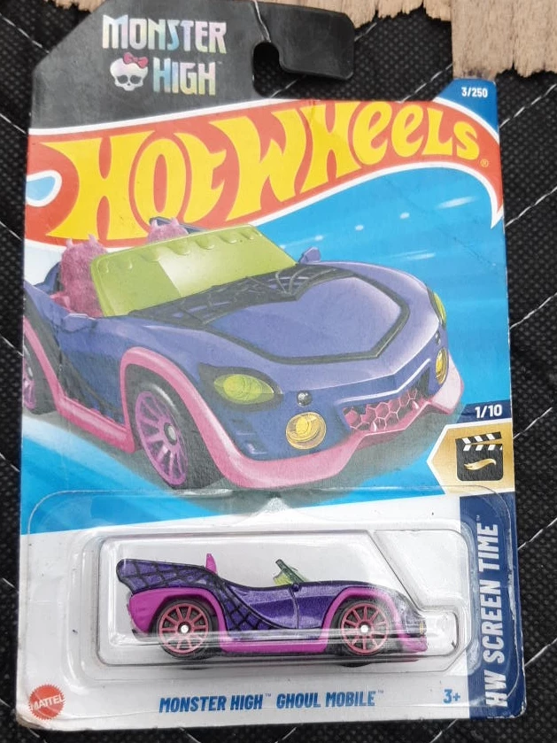 New Hot Wheels Monster High Ghoul Mobile