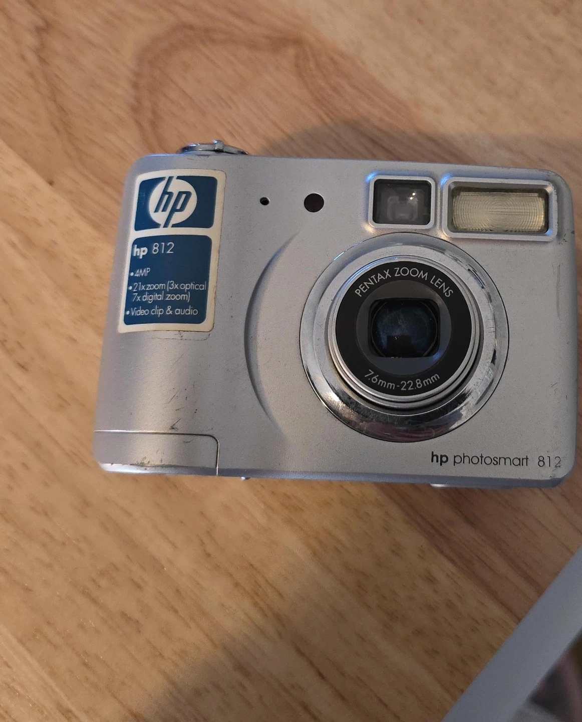 HP Photosmart 812 Digital Camera