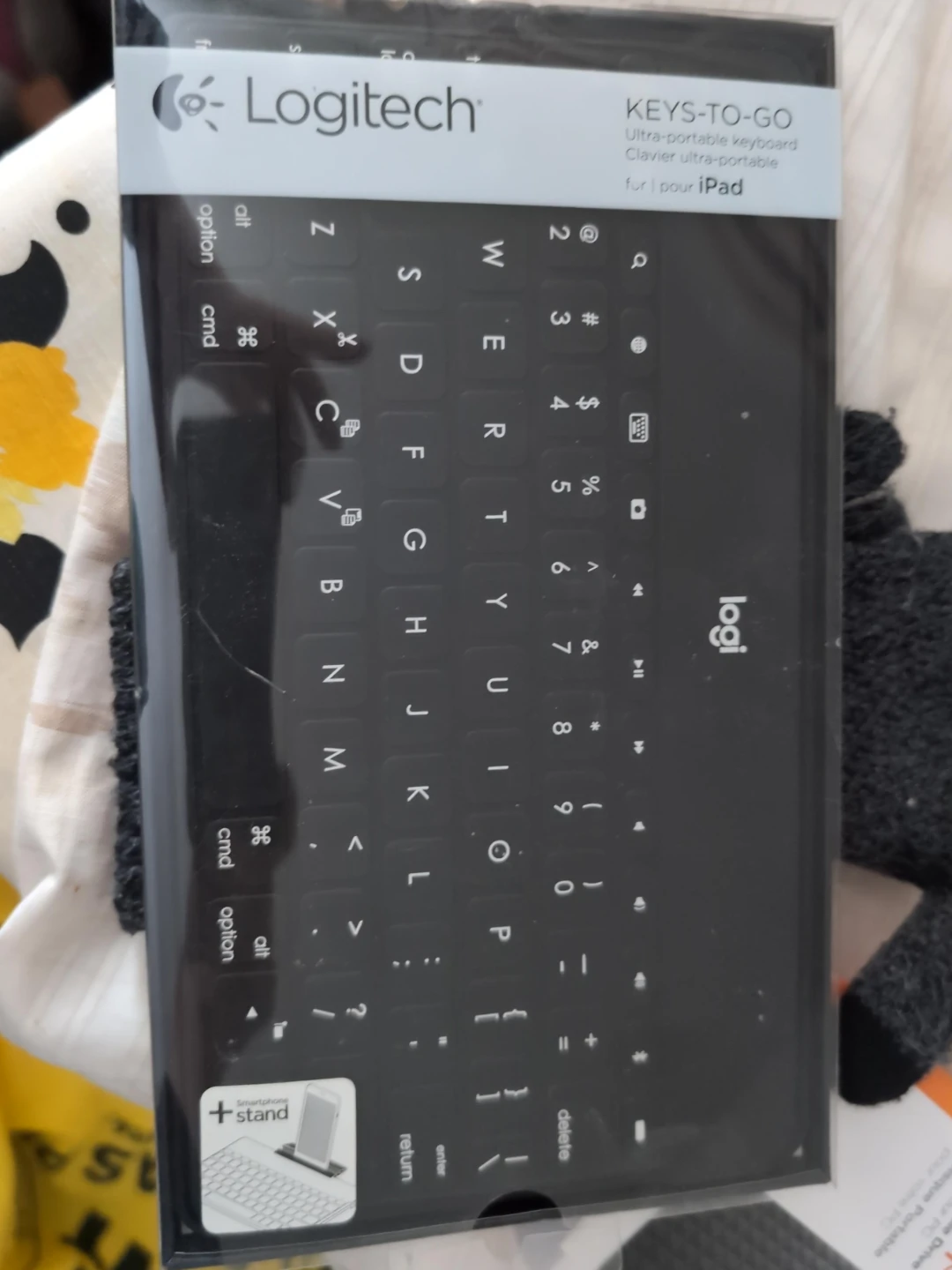 Logitech KEYS-TO-GO Ultra-Portable iPad Keyboard - New!