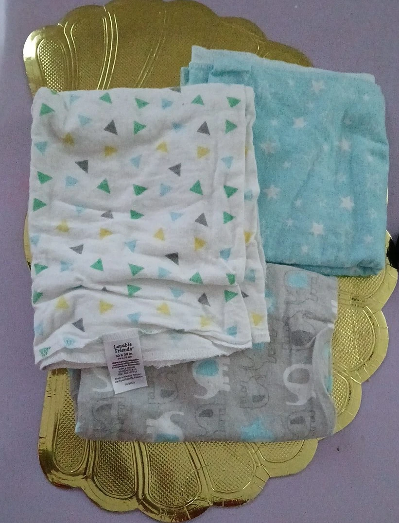 Luvable Friends Muslin Burp Cloths - Set of 3