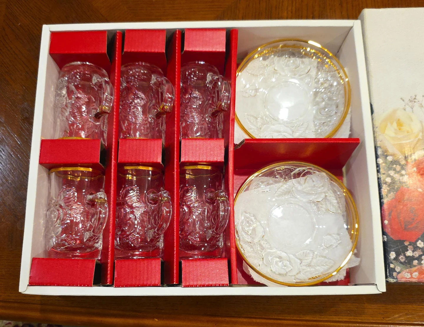 Rose Estecan Tea Cup Set