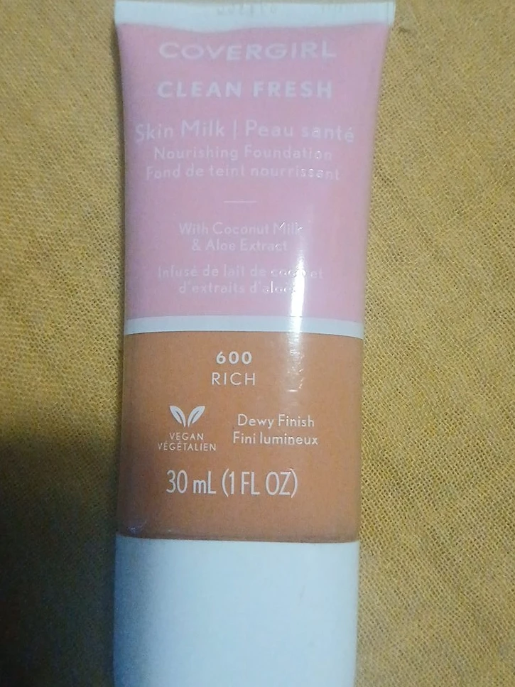 Covergirl Clean Fresh Skin Milk Nourishing Foundation - 600 Rich
