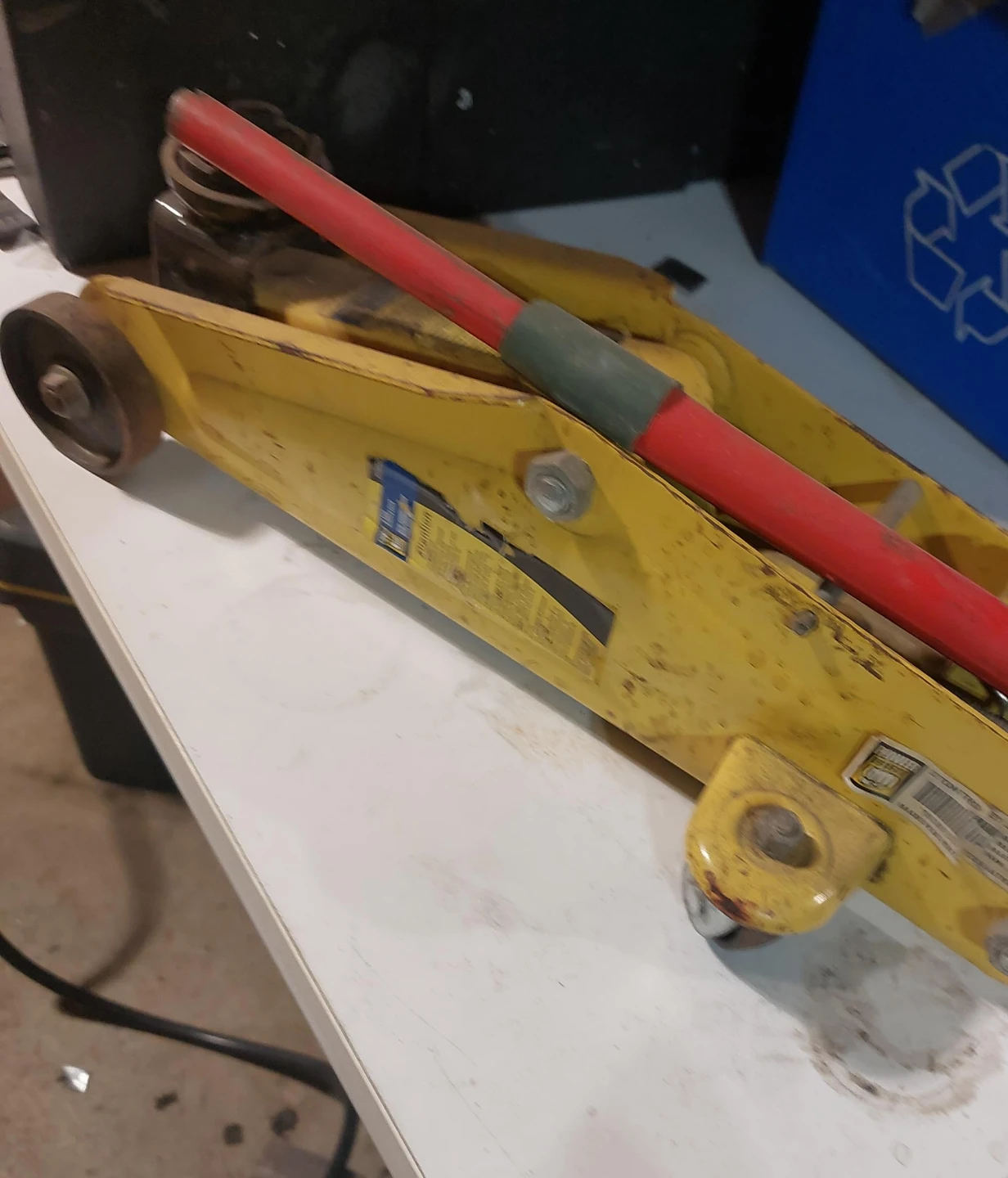 Power Fist 2 Ton Trolley Jack