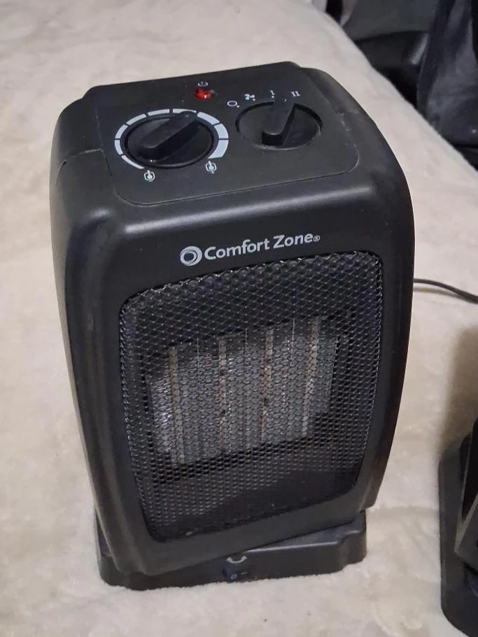Comfort Zone Personal Space Heater 🥕