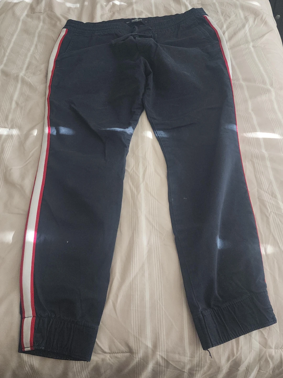 Hollister Pants Size L - Navy with Side Stripe