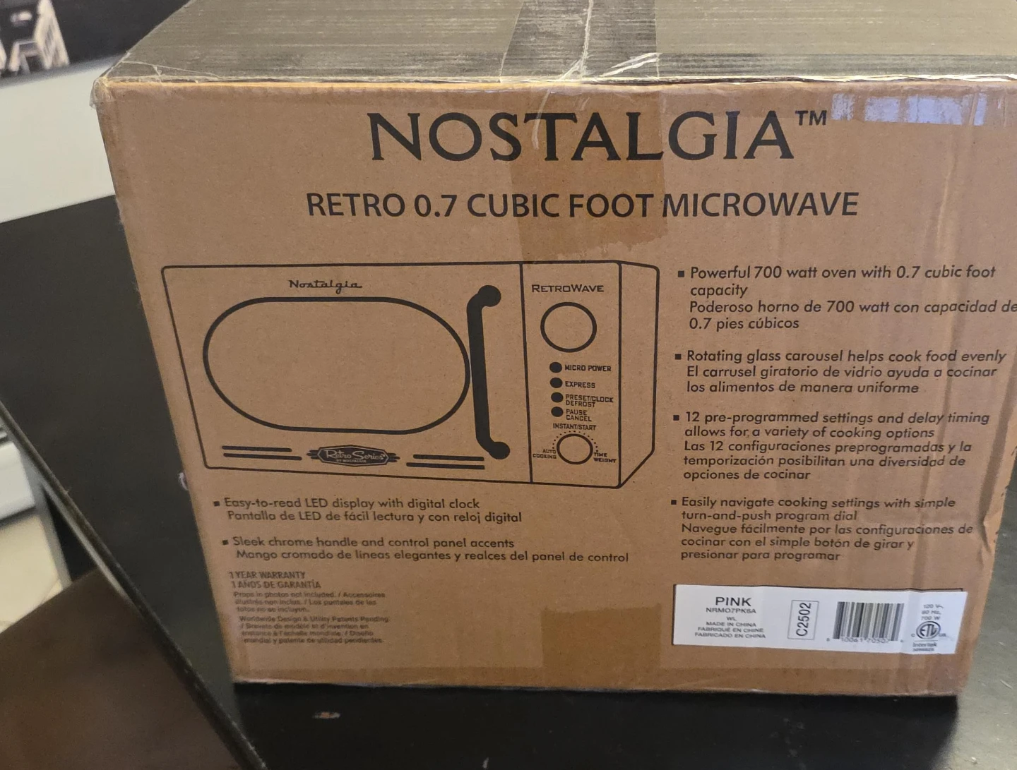 Nostalgia Retro 0.7 Cubic Foot Microwave