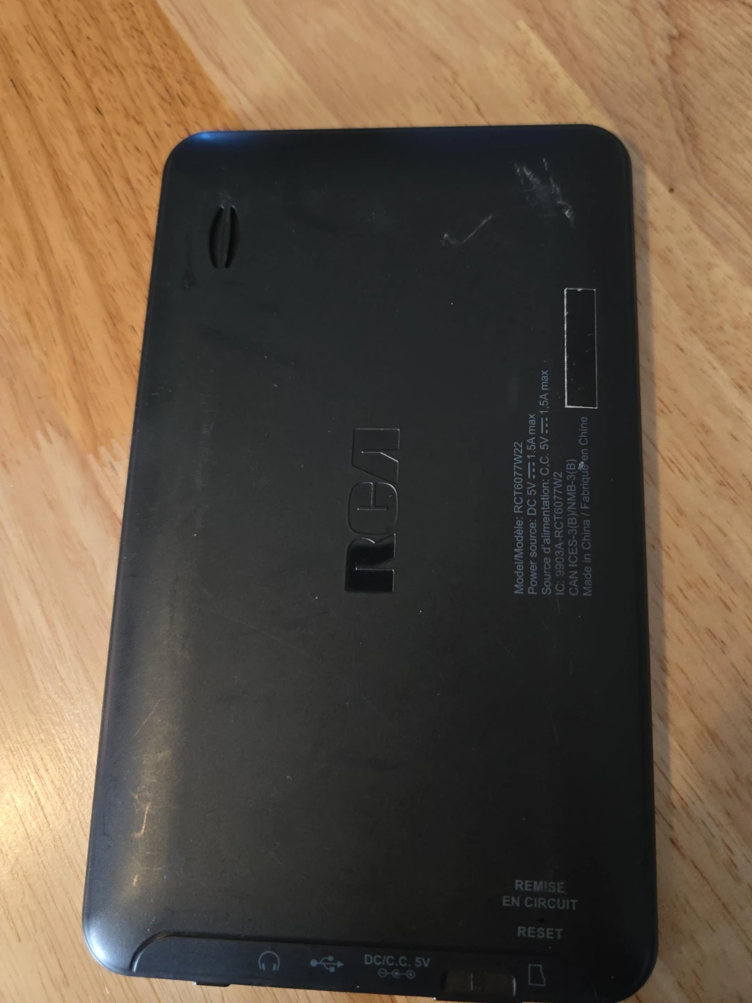 RCA RCT6077W22 Tablet