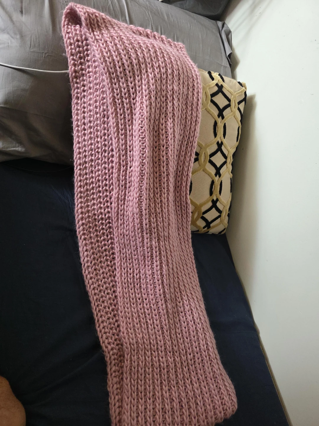 Chunky Knit Scarf - Pink