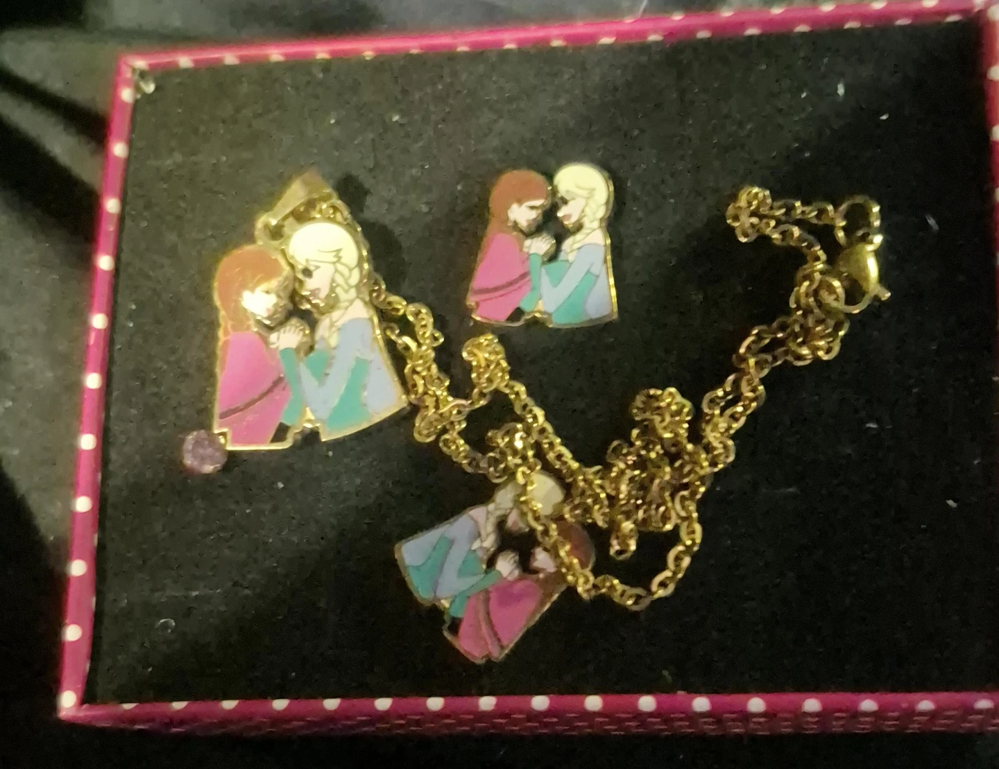 Frozen Anna & Elsa Necklace & Earrings Set