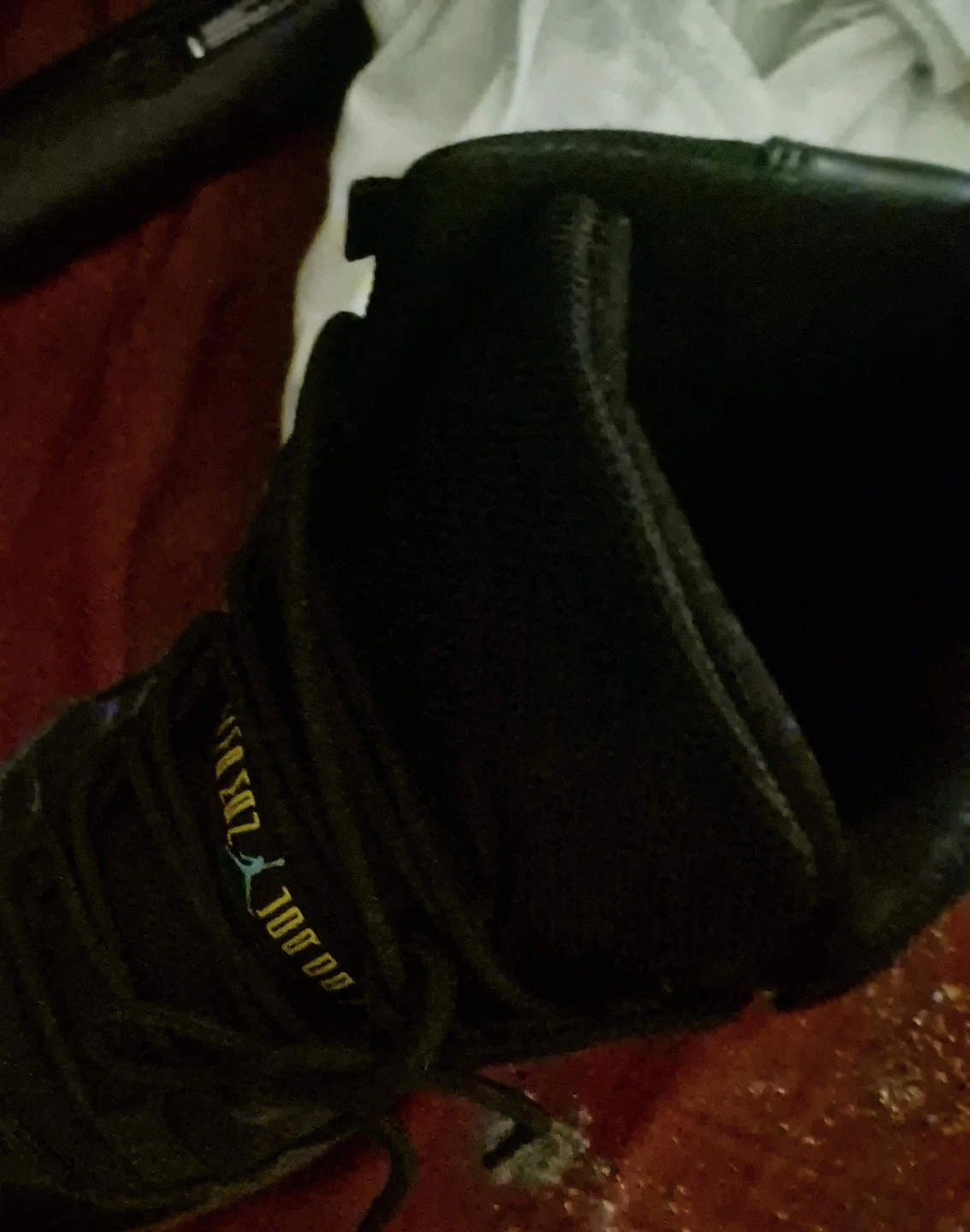 Jordan 11 Retro Black/Yellow