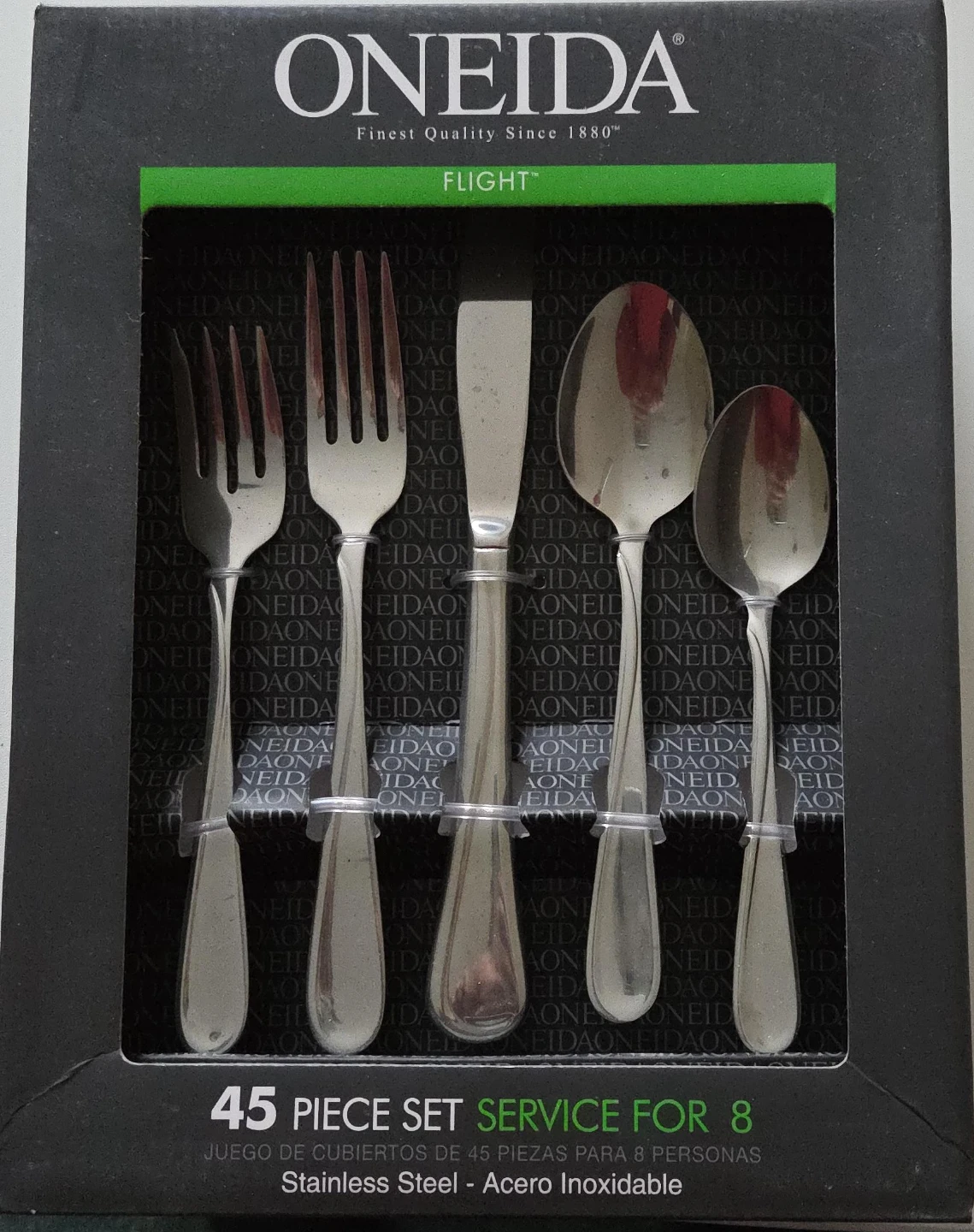 Oneida Flight 45-Piece Stainless Steel Flatware Set