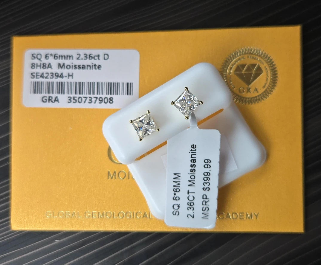 Moissanite 2.36ct D Earrings, SQ 6*6mm