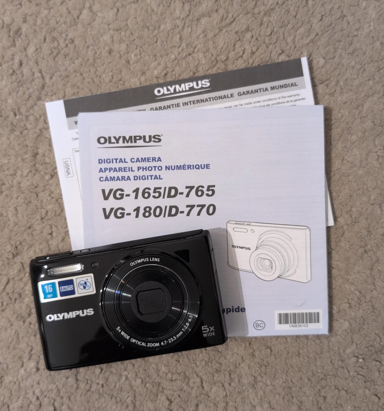Olympus VG-180 / D-770 Digital Camera