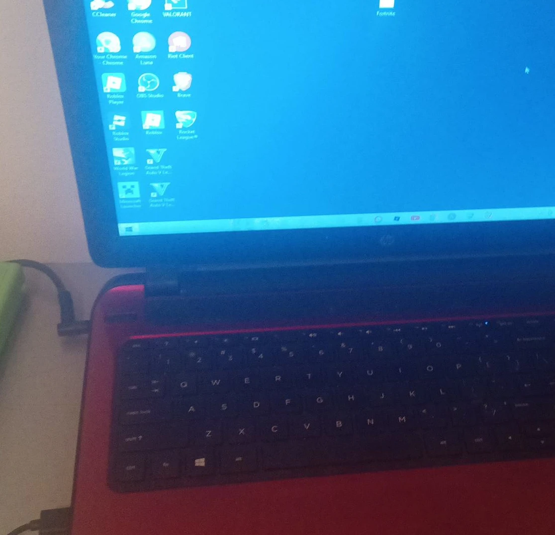 Red HP Laptop - Intel Pentium, 8GB RAM, 466GB Storage