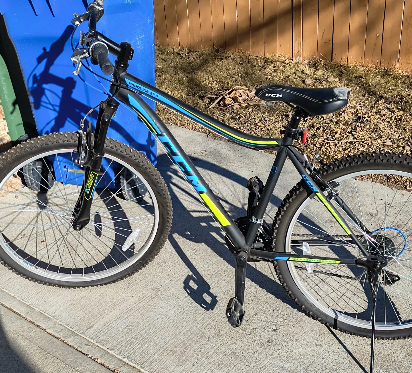 CCM Hardline 27.5 Mountain Bike
