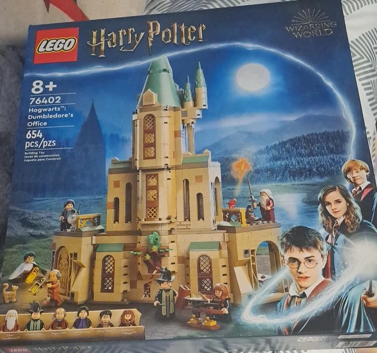 LEGO Harry Potter Hogwarts: Dumbledore's Office Set 76402