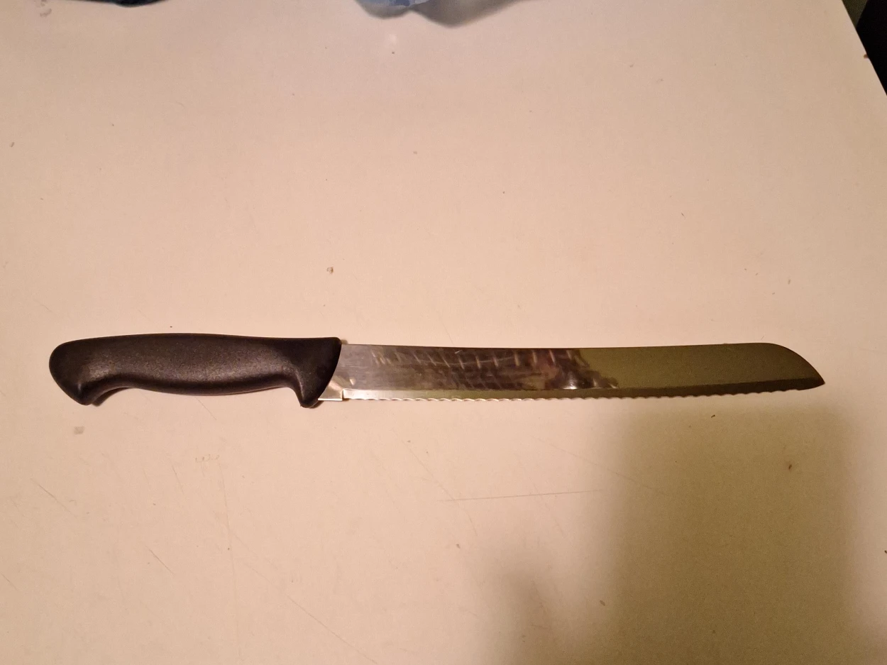 Bread Knife