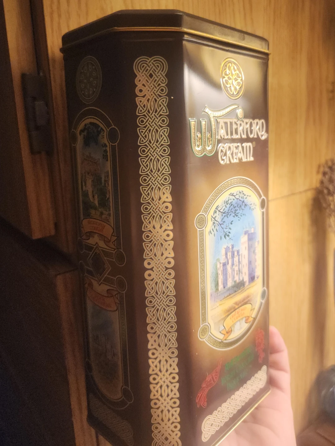Waterford Cream Tin