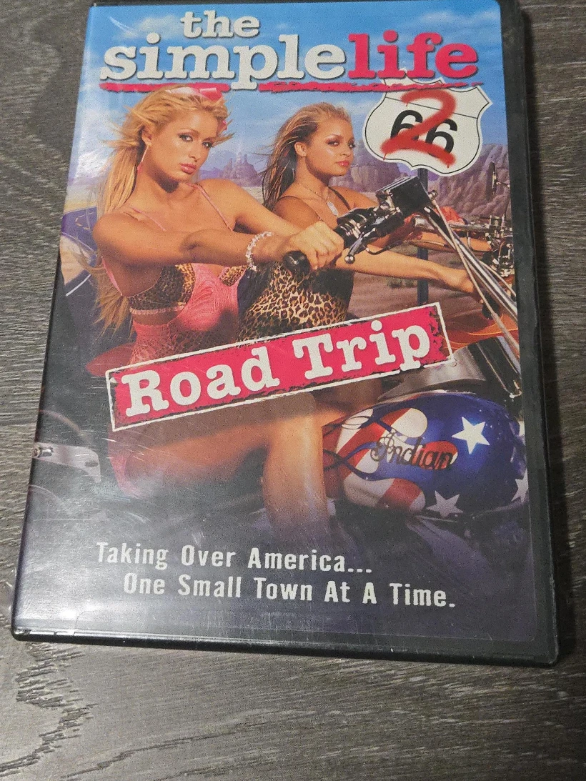 VHS & DVD Lot: The Simple Life, Boogeyman & more - photo 3