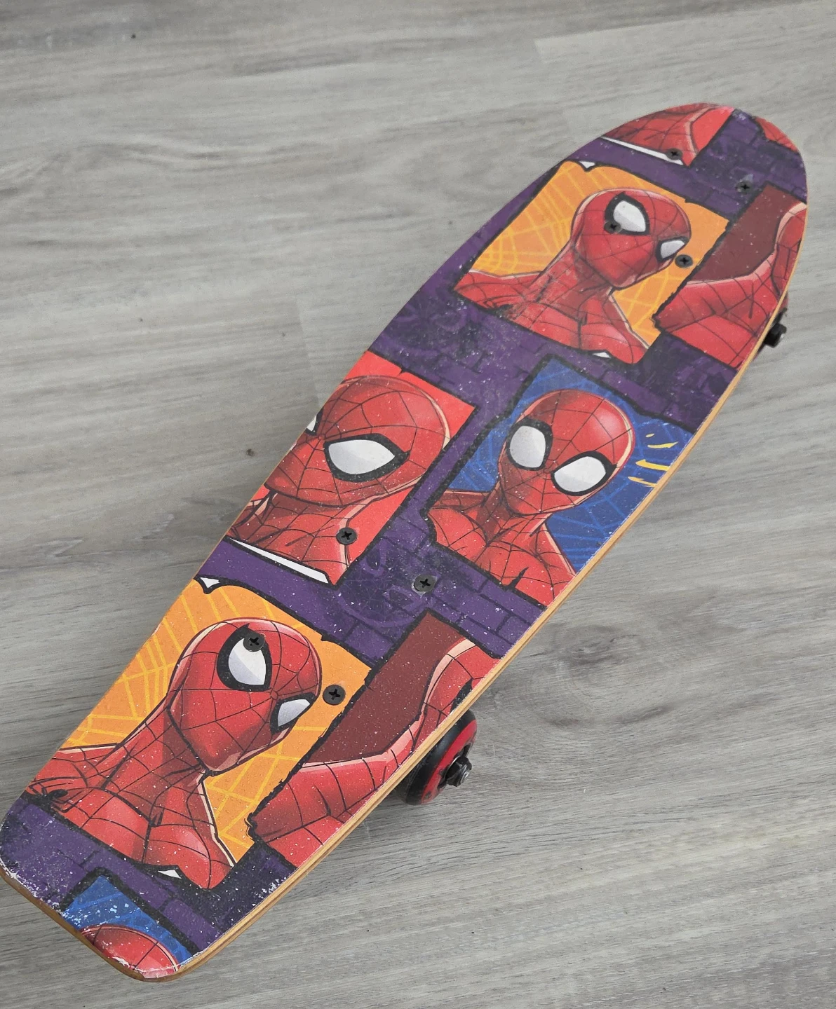 Marvel Spider-Man Skateboard
