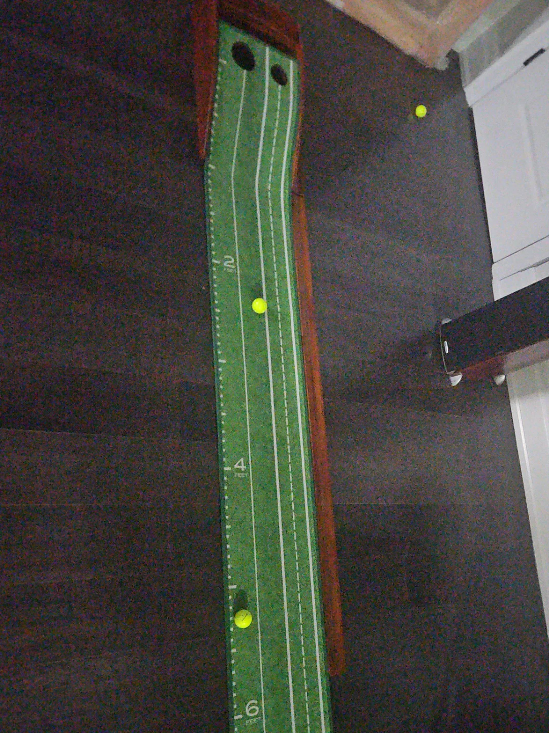 Indoor Putting Green - Golf Training Aid