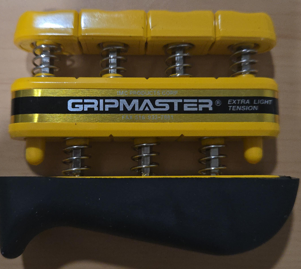 🥕Grip Master Hand Exerciser - Extra Light Tension