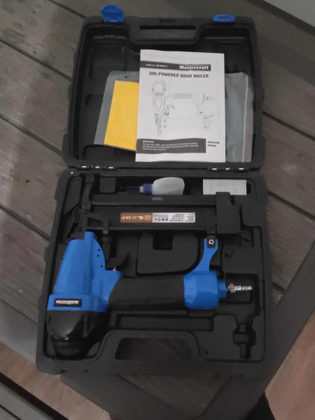 Mastercraft Air-Powered Brad Nailer with Case