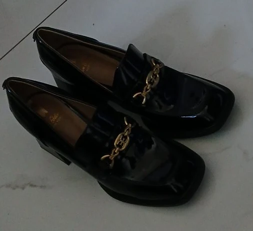 Sam Edelman Black Patent Leather Loafers, US 9