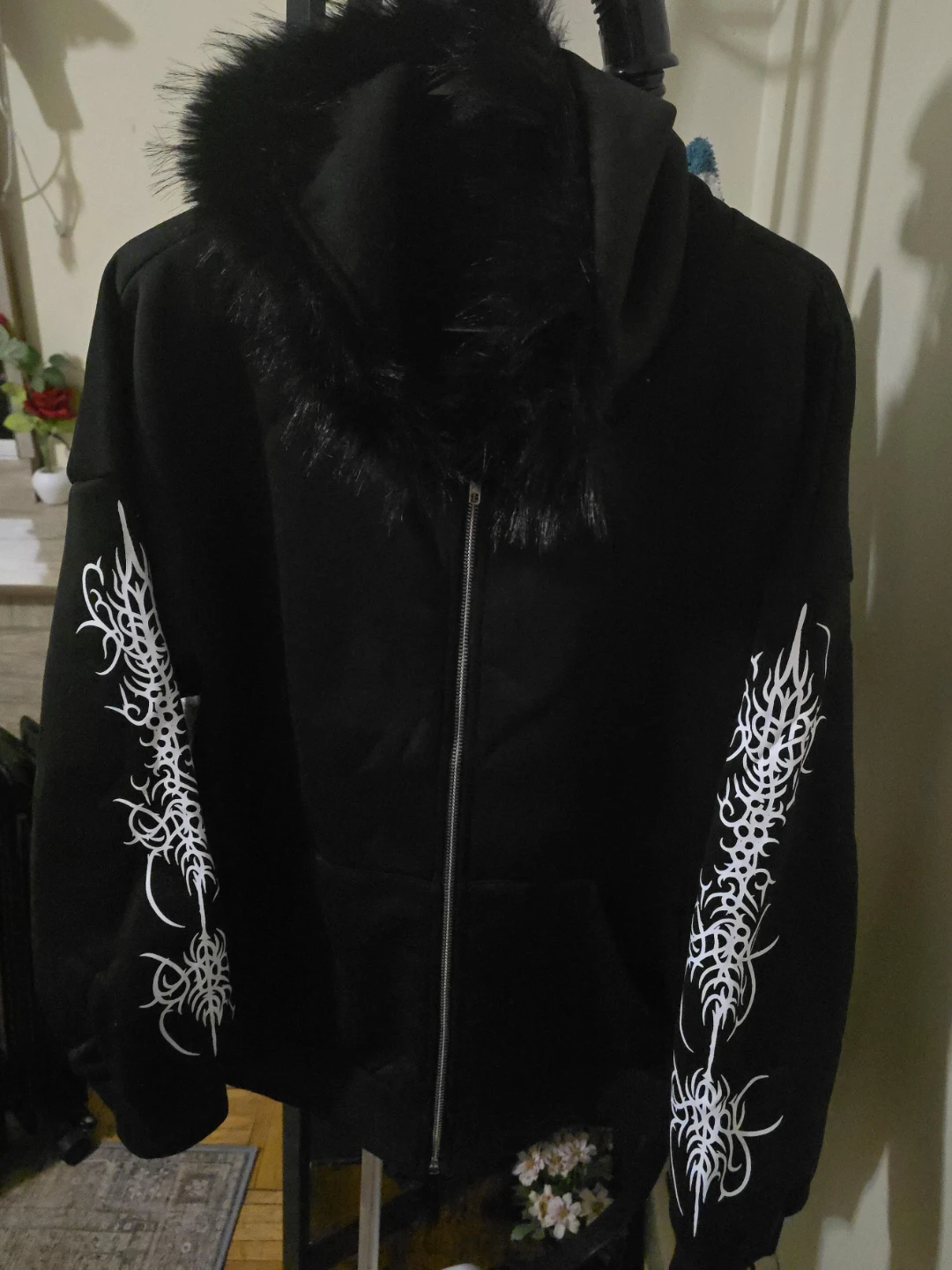 Black Fur Trimmed Zip-Up Hoodie