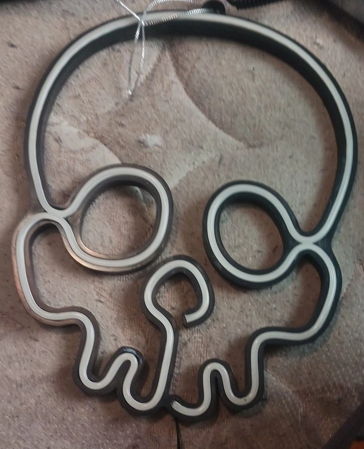 Skull Neon Sign