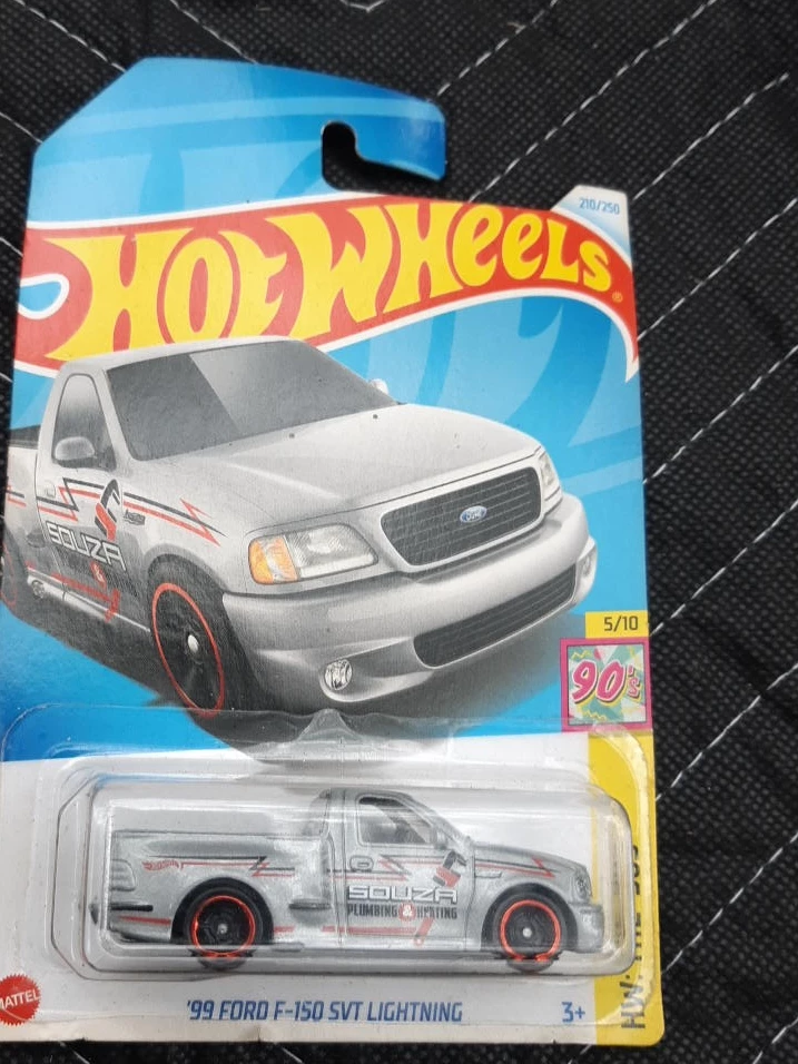 Hot Wheels '99 Ford F-150 SVT Lightning