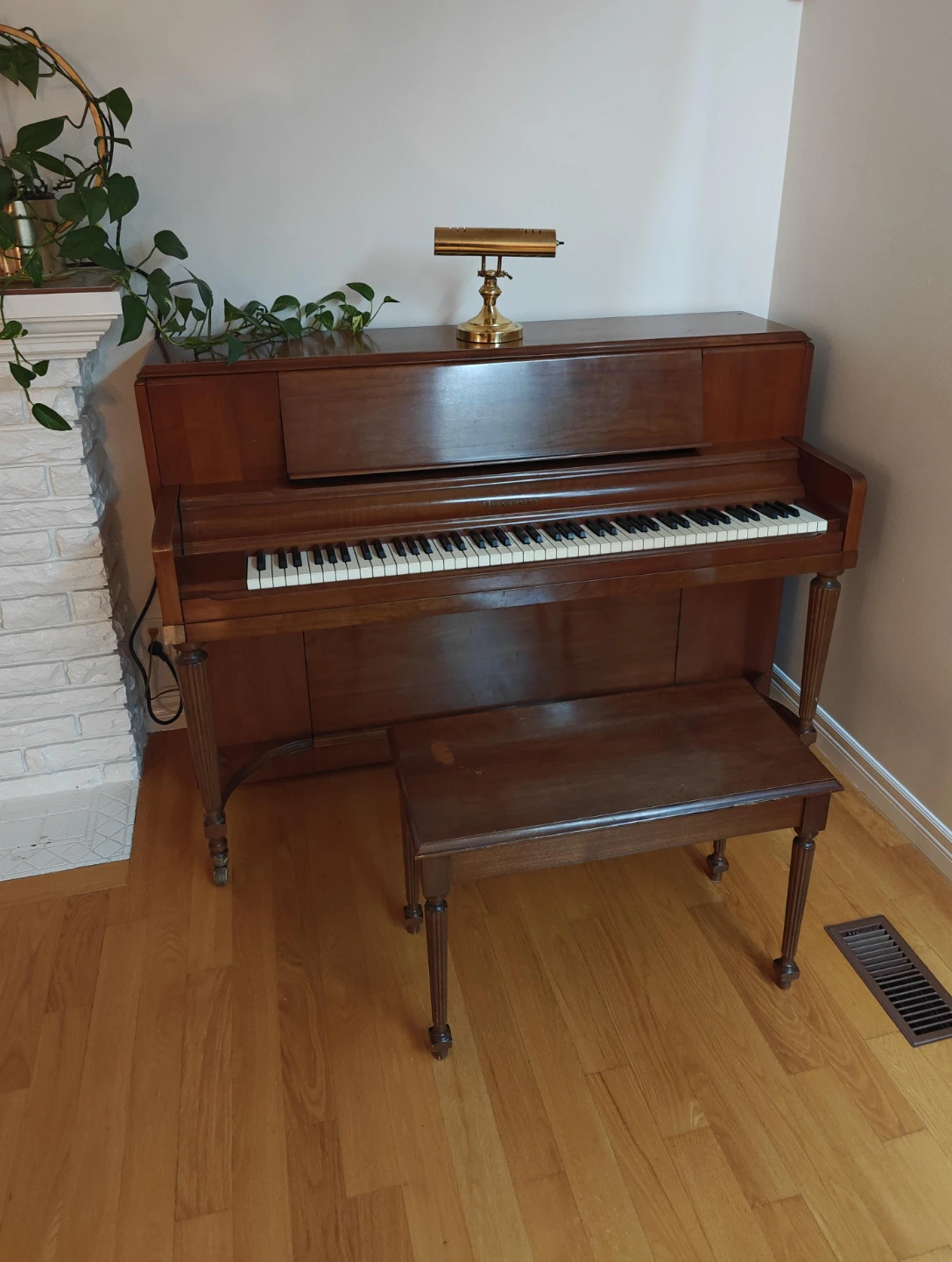 Heintzman Upright Piano with Bench and Light