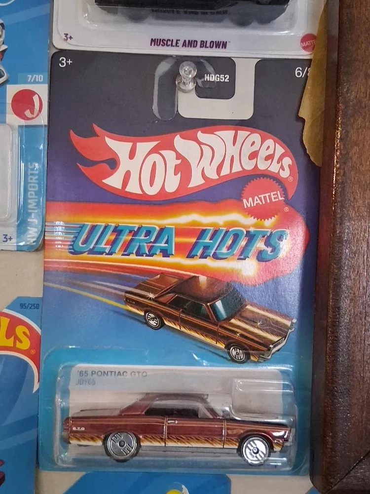Hot Wheels '65 Pontiac GTO Ultra Hots
