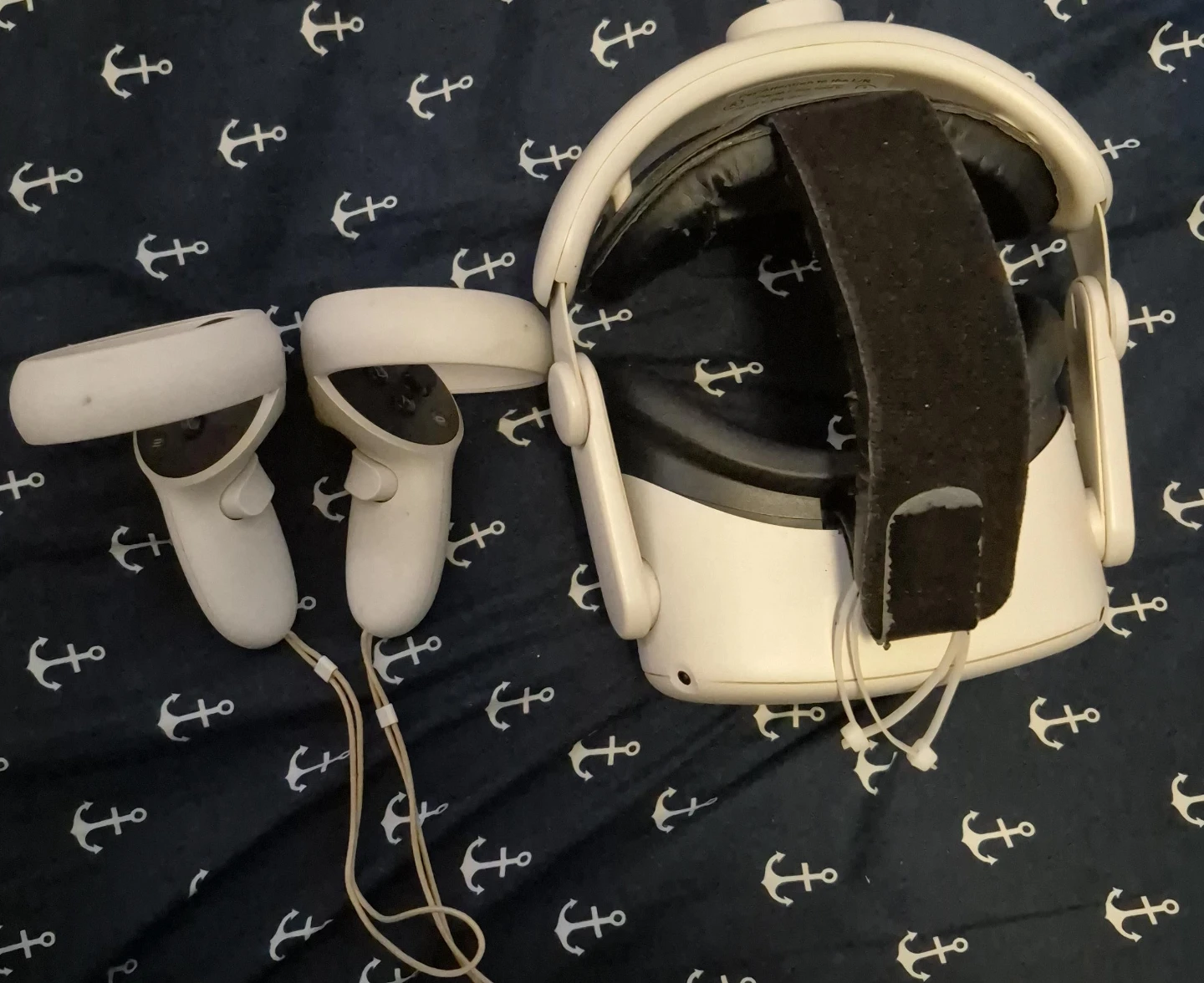 Meta Quest 2 VR Headset