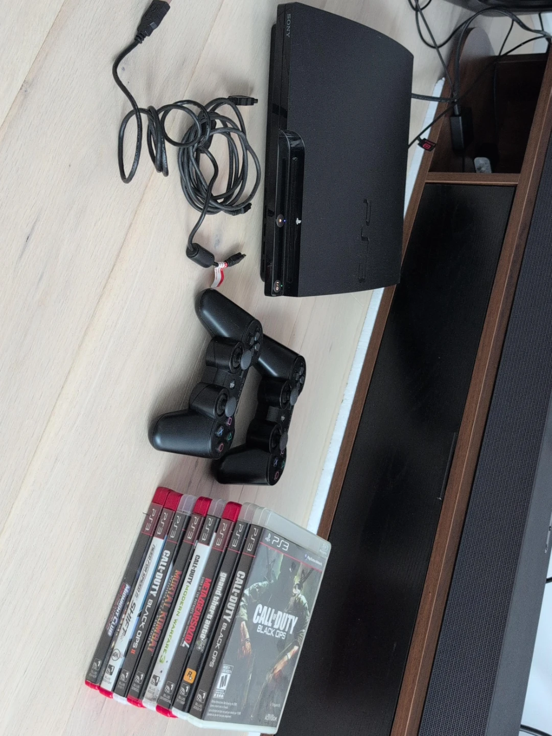 Sony Playstation 3 Slim (PS3) with Games & Controllers