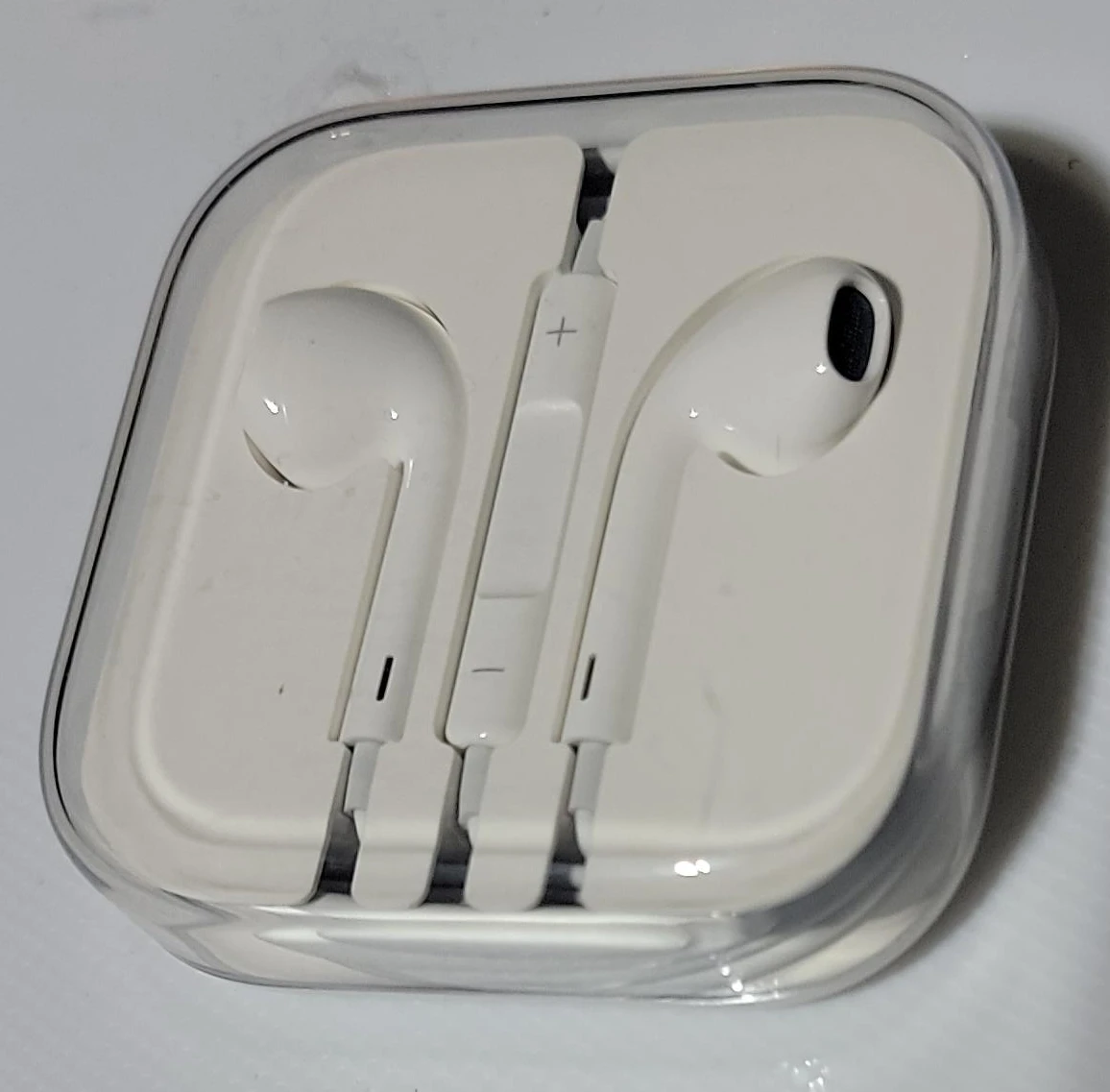 Apple EarPods with 3.5mm Headphone Jack